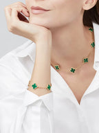 CLOVER Green Bracelet – Elegant Emerald-Hued Accessory