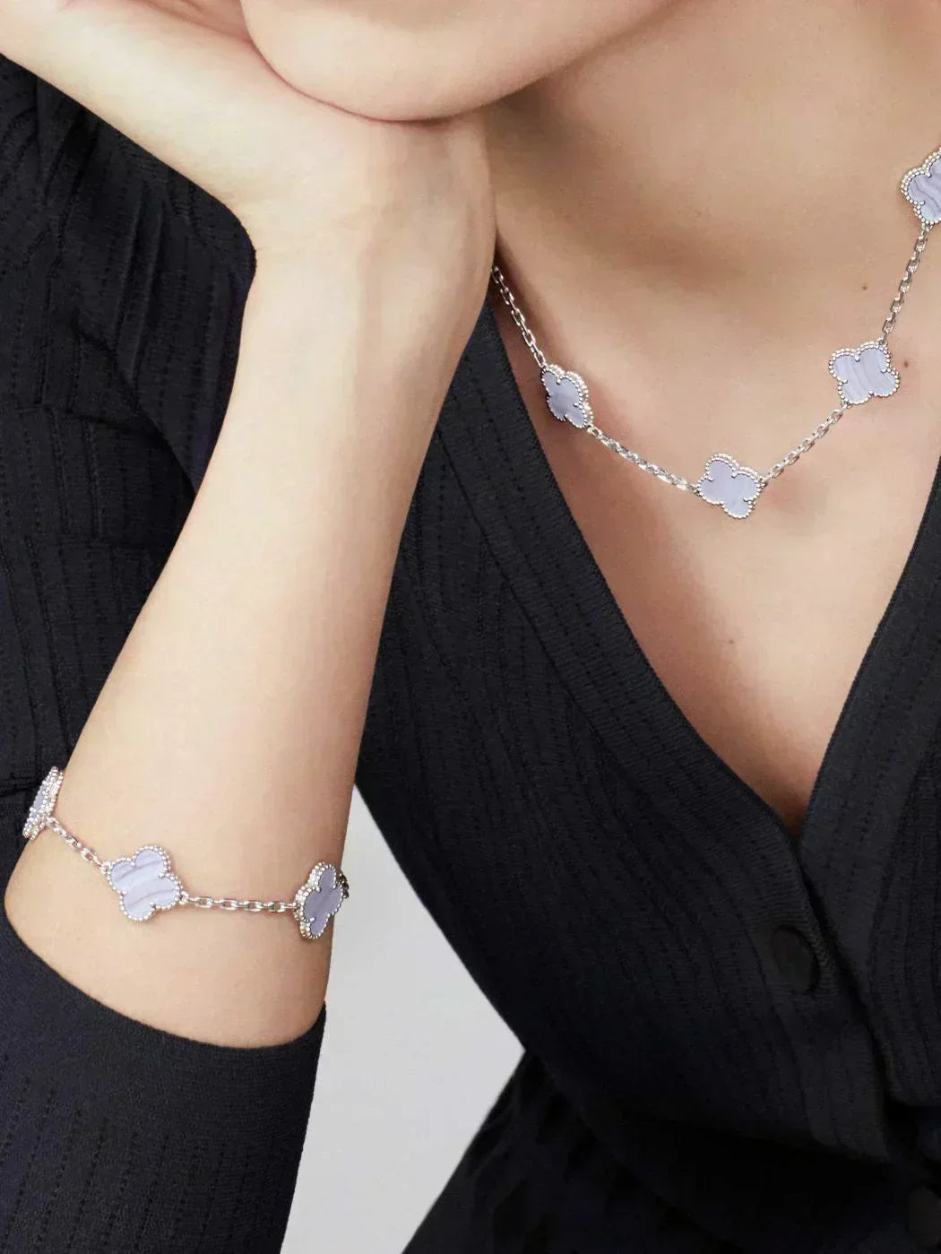 CLOVER | 10-Motif Purple Necklace